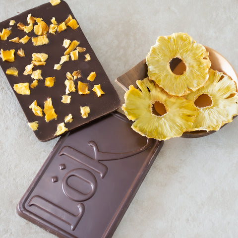 Bark de chocolate 70% con Piña y Mango 60g